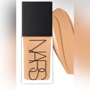 NARS Light Reflecting Foundation